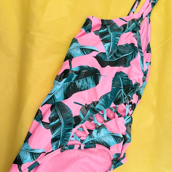 *NEW* JUNIOR PLUS Tropic Palm CORAL Swimsuit - Picture 5 of 12
